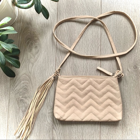 Vegan Crossbody Purse - Picture 2 of 4